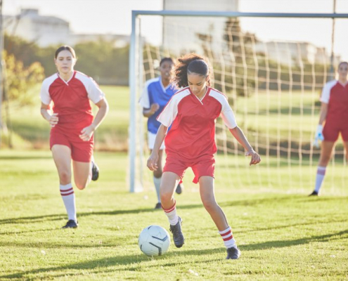 Meisje sport om beenblessures te voorkomen